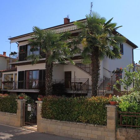 Apartments With A Parking Space Umag - 7666 Extérieur photo