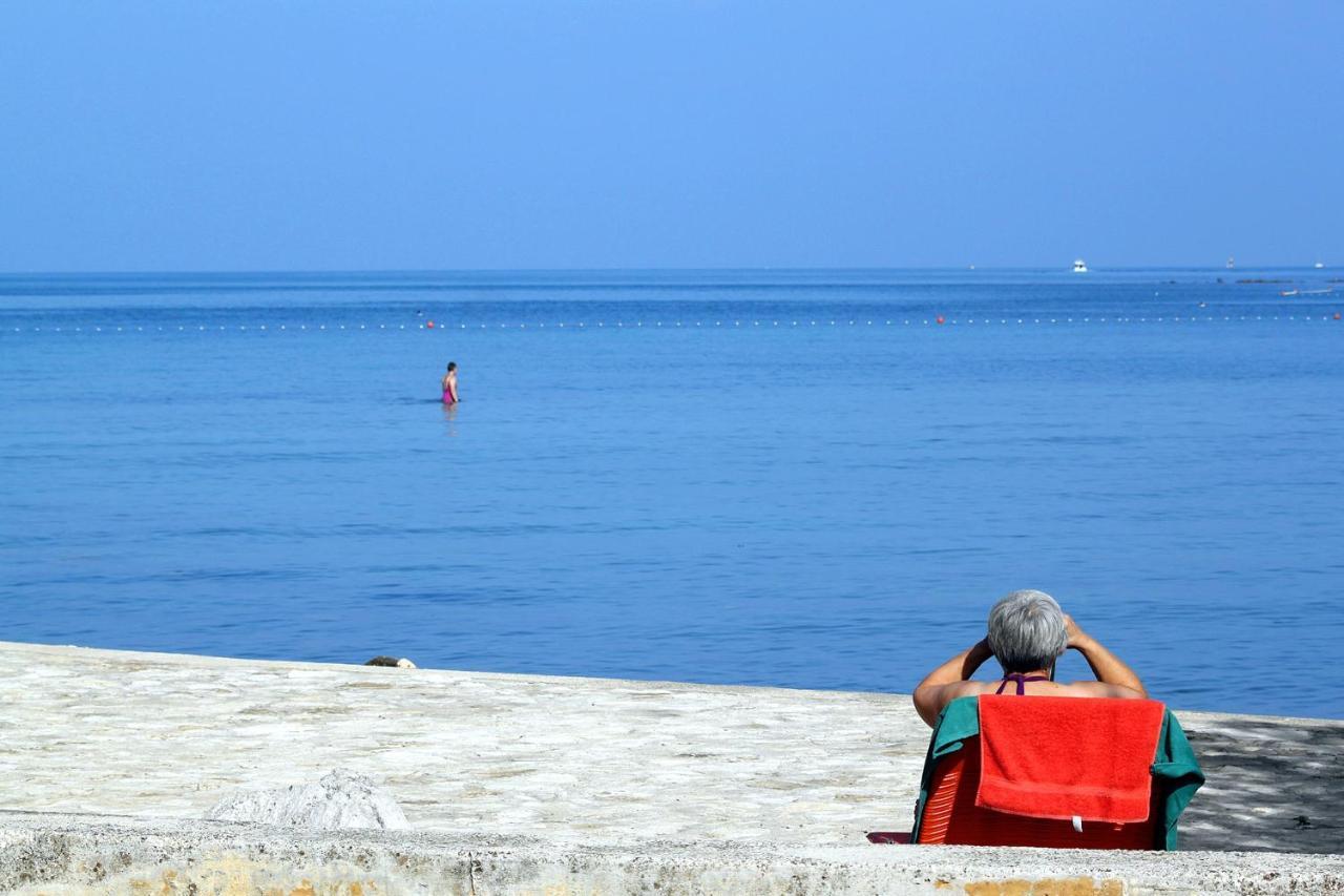 Apartments With A Parking Space Umag - 7666 Extérieur photo