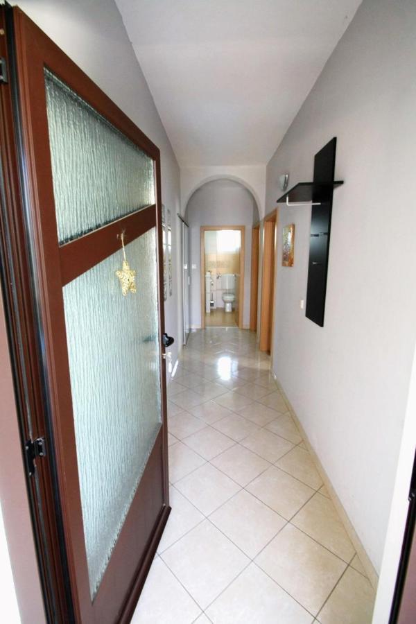 Apartments With A Parking Space Umag - 7666 Extérieur photo